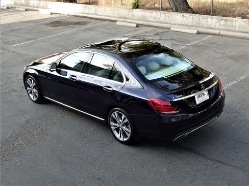 Used 2015 Mercedes-Benz C 300 Sedan image 27