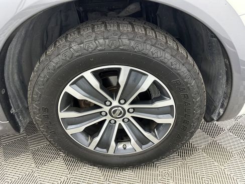Used 2019 Nissan Armada SL w/ Premium Package AWD/4WD image 14
