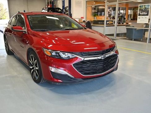 Used 2024 Chevrolet Malibu RS w/ LPO, Floor Liner Package FWD image 3