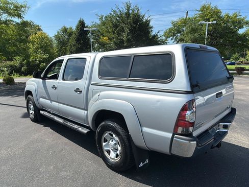 Used 2011 Toyota Tacoma 4x4 Double Cab w/ SR5 Pkg #2 image 15