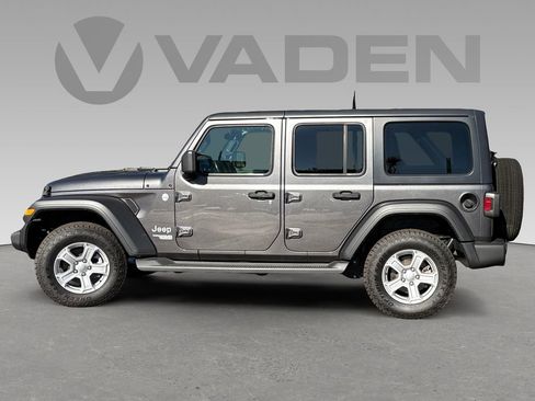 Used 2019 Jeep Wrangler Unlimited Sport S image 4