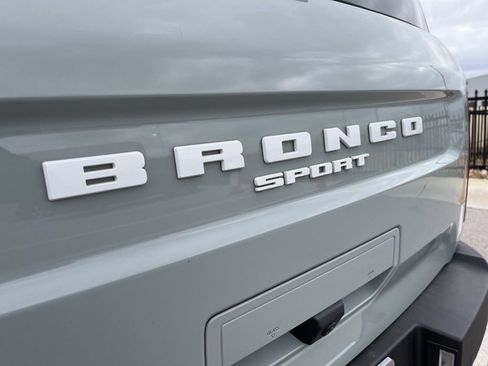 Used 2023 Ford Bronco Sport Outer Banks w/ Tech Package image 9