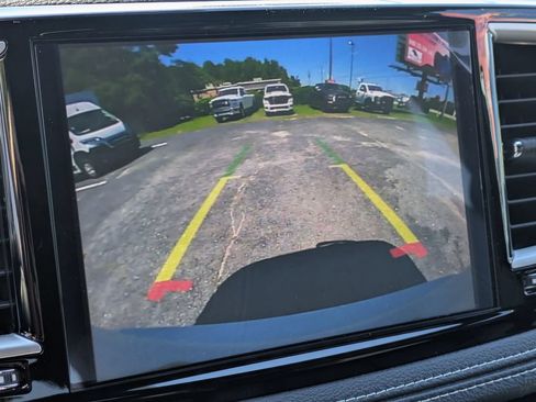 New 2027 Chrysler Pacifica Select w/ Family Tech Group FWD image 22