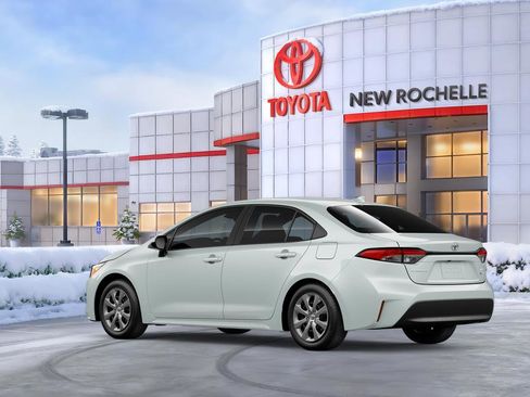 New 2026 Toyota Corolla LE image 6