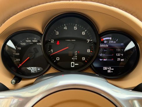 Used 2015 Porsche Cayman RWD image 38