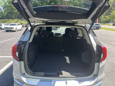 Used 2020 GMC Terrain Denali w/ Denali Premium Package AWD/4WD image 25