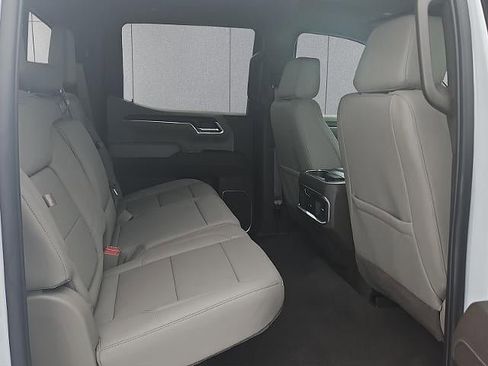 New 2026 GMC Sierra 1500 SLT w/ SLT Premium Plus Package image 18