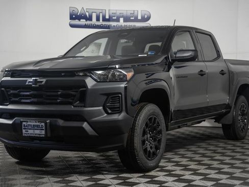 New 2026 Chevrolet Colorado W/T w/ WT Custom Package image 3