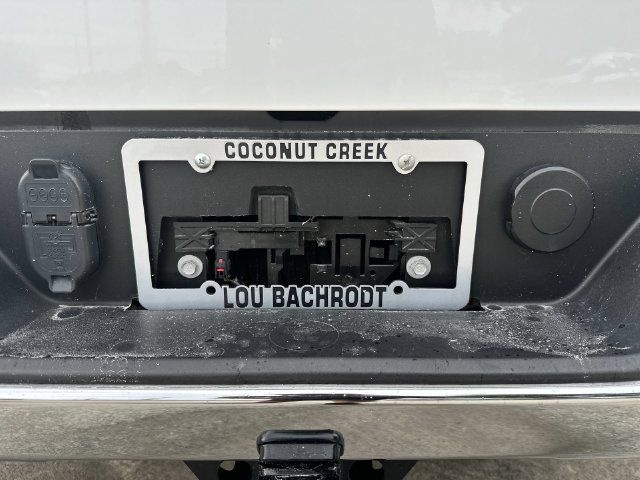Used 2024 Chevrolet Silverado 1500 LT RWD image 13