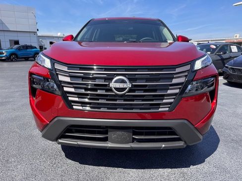 Used 2026 Nissan Rogue SV w/ Cold Weather Package FWD image 8