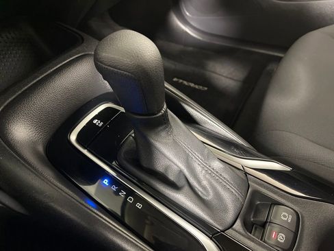 Used 2021 Toyota Corolla LE image 22