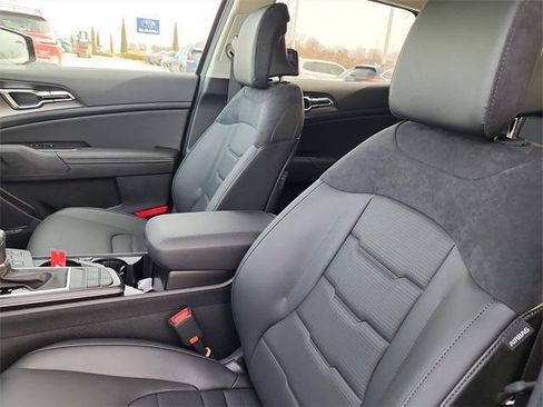 New 2026 Kia Sportage SX image 13