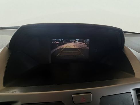 Used 2013 Honda Odyssey LX image 9