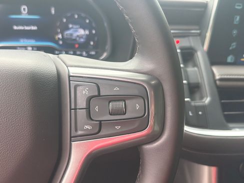 Used 2024 Chevrolet Suburban Z71 AWD/4WD image 11