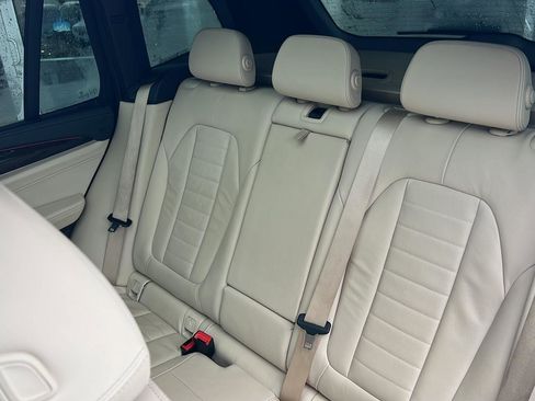 Used 2019 BMW X3 sDrive30i w/ Premium Package image 31