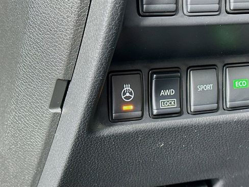 Used 2019 Nissan Rogue SL AWD/4WD image 20