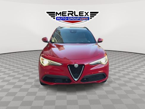 Used 2018 Alfa Romeo Stelvio Ti Sport AWD/4WD image 3