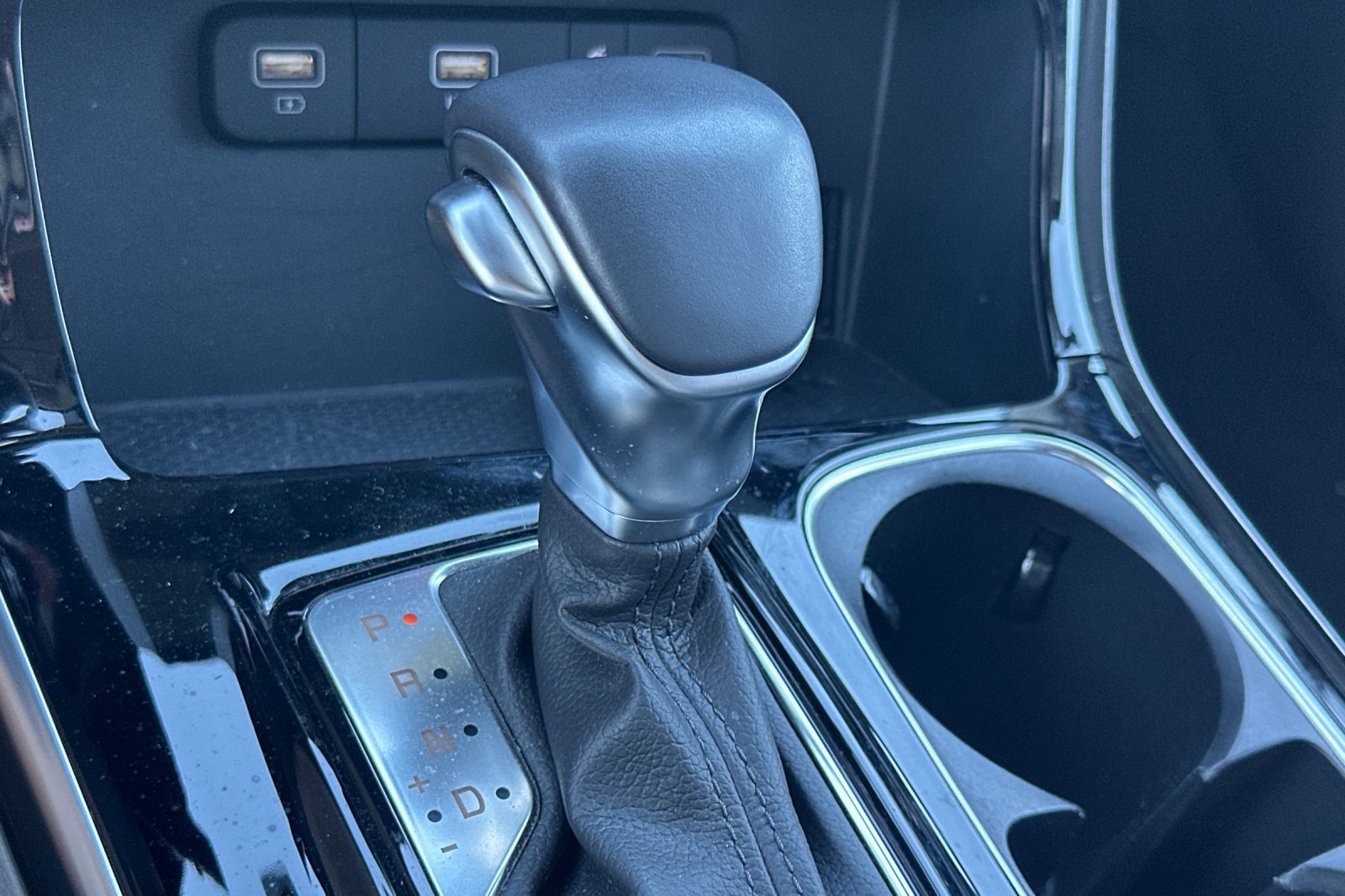Used 2024 Kia Carnival SX Prestige FWD image 30