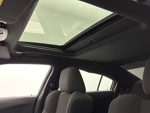 Used 2022 Dodge Charger GT image 5