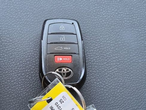 Used 2025 Toyota Camry LE image 23