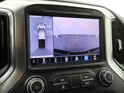 Used 2020 Chevrolet Silverado 2500 LTZ w/ LTZ Premium Package AWD/4WD image 17