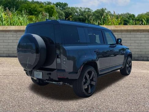 New 2026 Land Rover Defender 110 X-Dynamic SE AWD/4WD image 4