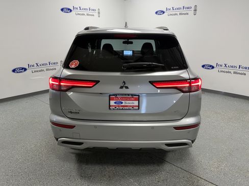 Used 2024 Mitsubishi Outlander SE AWD/4WD image 30