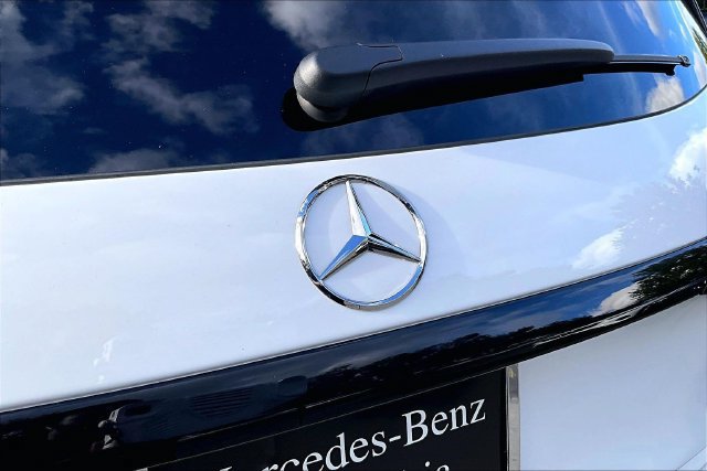 Used 2026 Mercedes-Benz GLC 300 4MATIC image 28