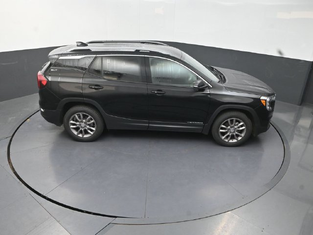 Used 2024 GMC Terrain SLT AWD/4WD image 30