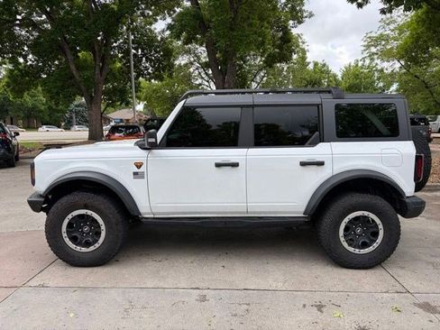 Certified 2022 Ford Bronco Badlands AWD/4WD image 3