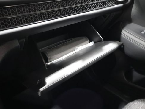 Used 2024 Honda HR-V LX image 31
