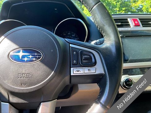 Used 2016 Subaru Outback 2.5i Limited AWD/4WD image 16