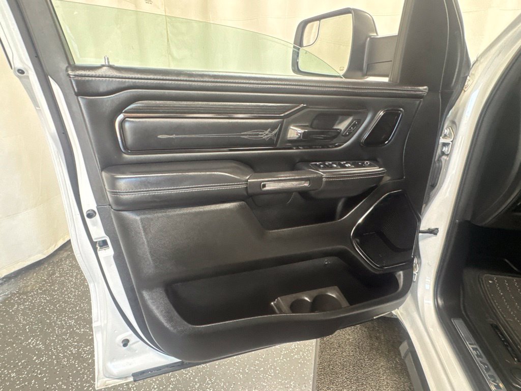 Used 2024 RAM 1500 Limited w/ Night Edition AWD/4WD image 9