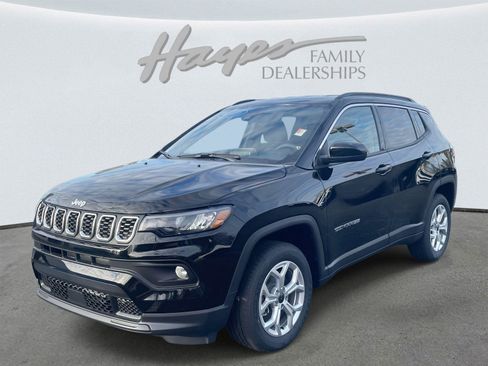 New 2026 Jeep Compass Latitude image 22