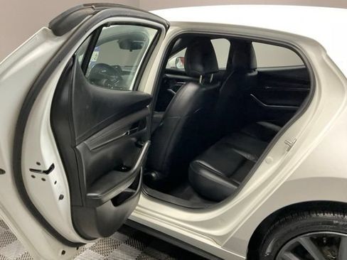 Used 2019 MAZDA MAZDA3 AWD Hatchback image 18