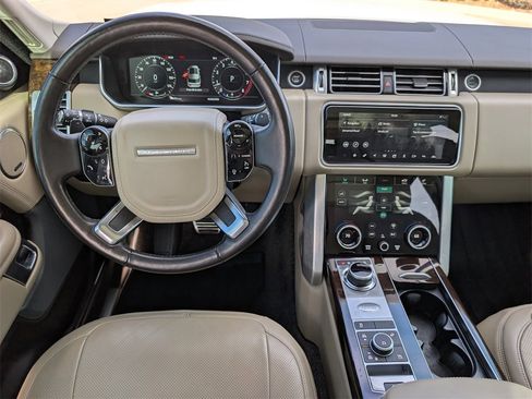 Used 2022 Land Rover Range Rover Westminster Edition image 17
