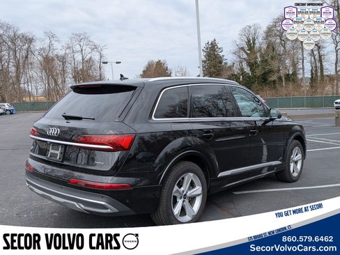 Used 2022 Audi Q7 Premium image 3