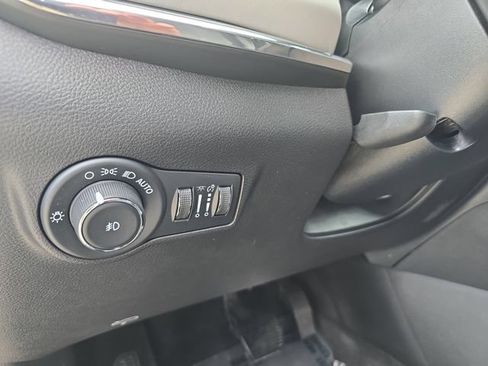 Used 2023 Jeep Compass Limited AWD/4WD image 28