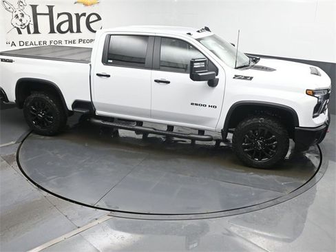 New 2026 Chevrolet Silverado 2500 LT w/ Trail Boss Package image 16
