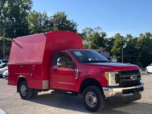 Used 2017 Ford F350 XL w/ Power Equipment Group AWD/4WD image 3