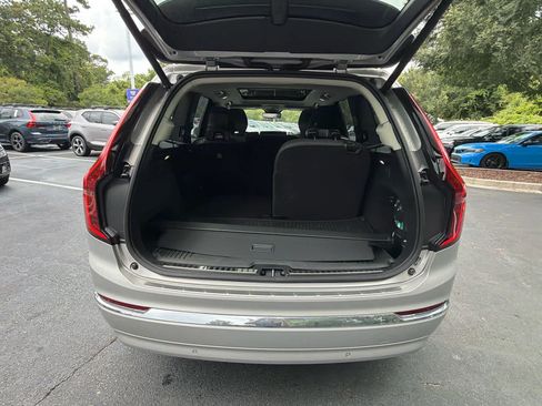 Used 2025 Volvo XC90 B6 Ultra w/ Protection Package Premier AWD/4WD image 20
