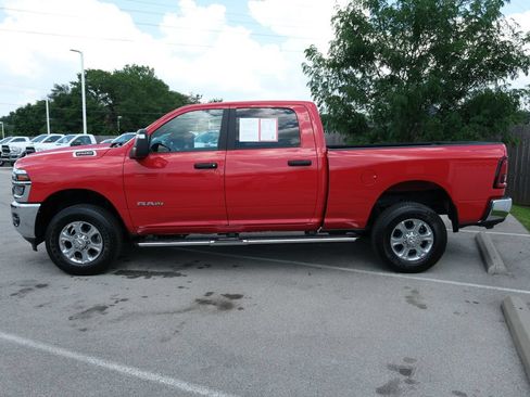 Used 2026 RAM 2500 Big Horn AWD/4WD image 10