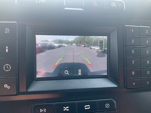 Used 2018 Ford F150 XLT AWD/4WD image 25