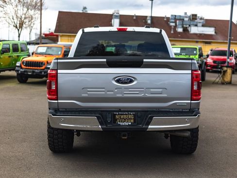 Used 2021 Ford F150 XLT image 13