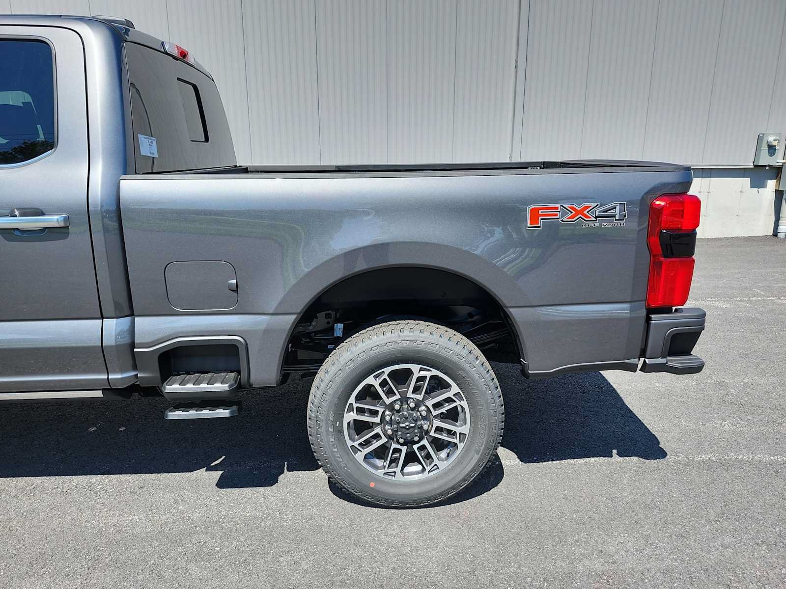 New 2026 Ford F250 Platinum w/ Platinum Plus Package AWD/4WD image 16