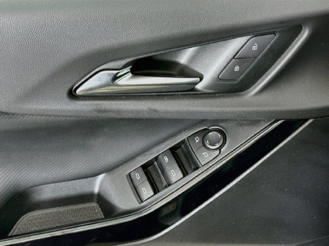 Used 2026 Chevrolet Equinox LT w/ Convenience Package II FWD image 18