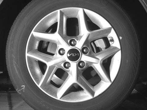 Used 2025 Kia Soul LX w/ LX Technology Package image 13