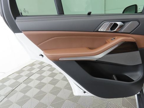 New 2026 BMW X5 xDrive40i w/ Climate Comfort Package image 26