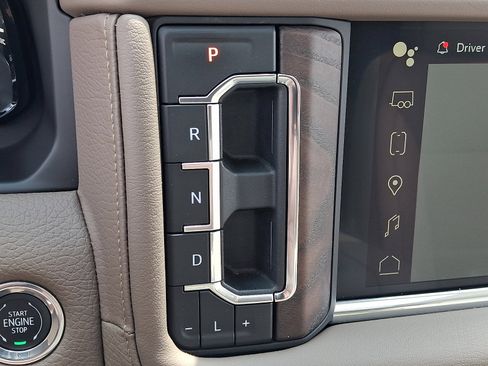 Used 2023 GMC Yukon Denali w/ LPO, Floor Liner Package AWD/4WD image 16