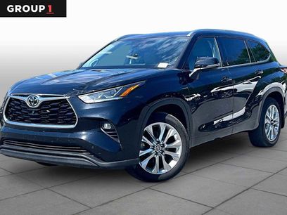 Used 2022 Toyota Highlander Limited